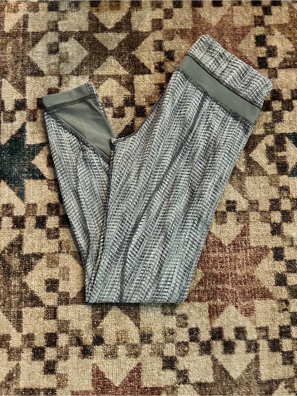Lululemon Grey Patterned High Rise Leggings